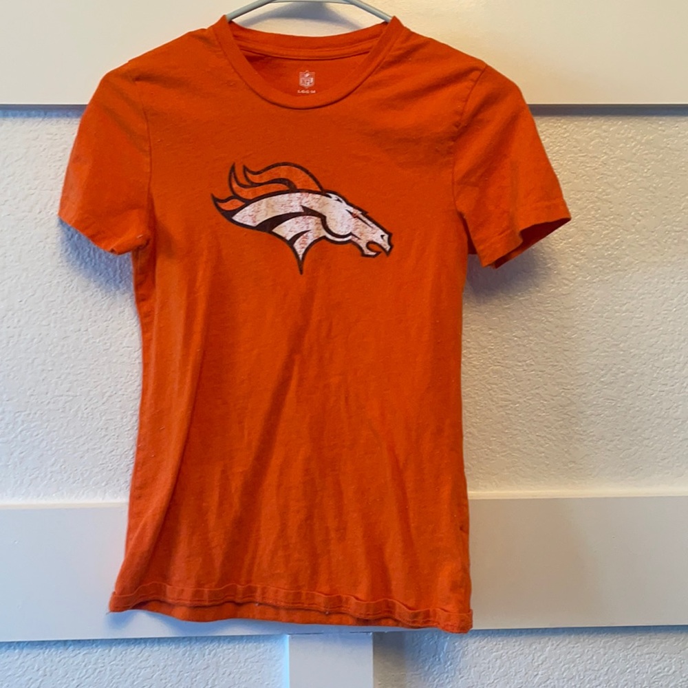T-shirt girls